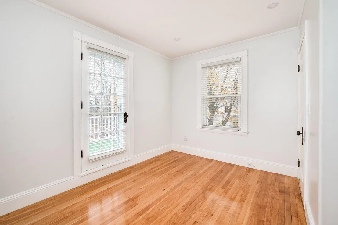 Photo of 815 Central