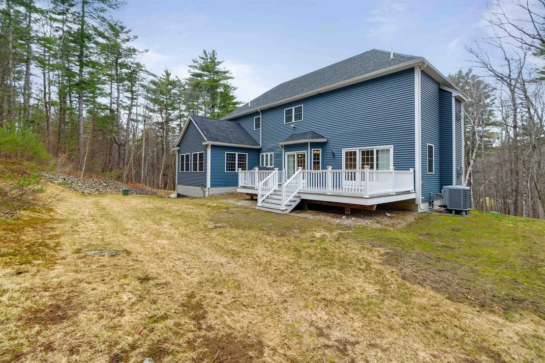 Photo of 18 Longmeadow
