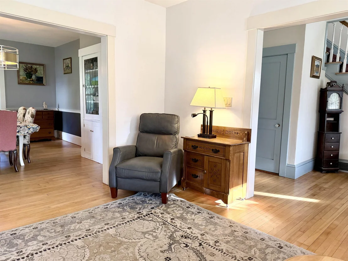 Photo of 34 Edgewood