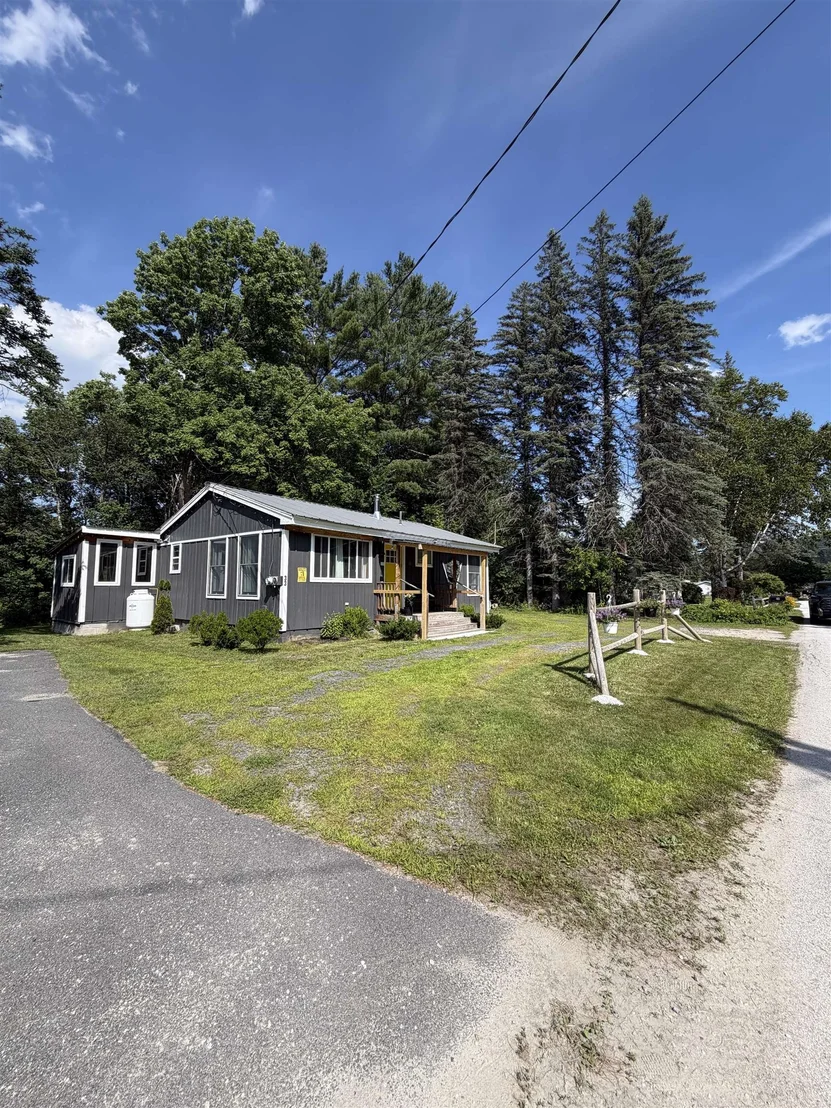 Photo of 33 Pleasant Street