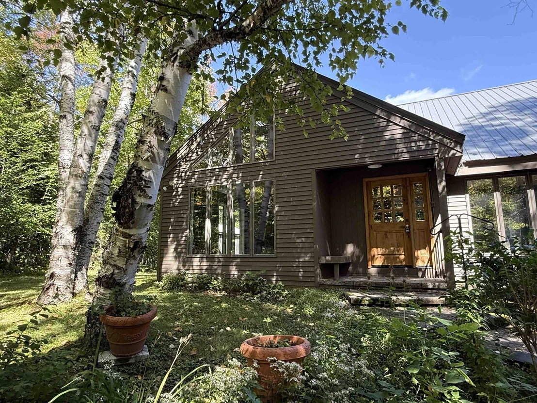 Photo of 58 Buckboard