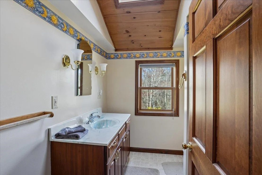 Photo of 326 Lockes Hill