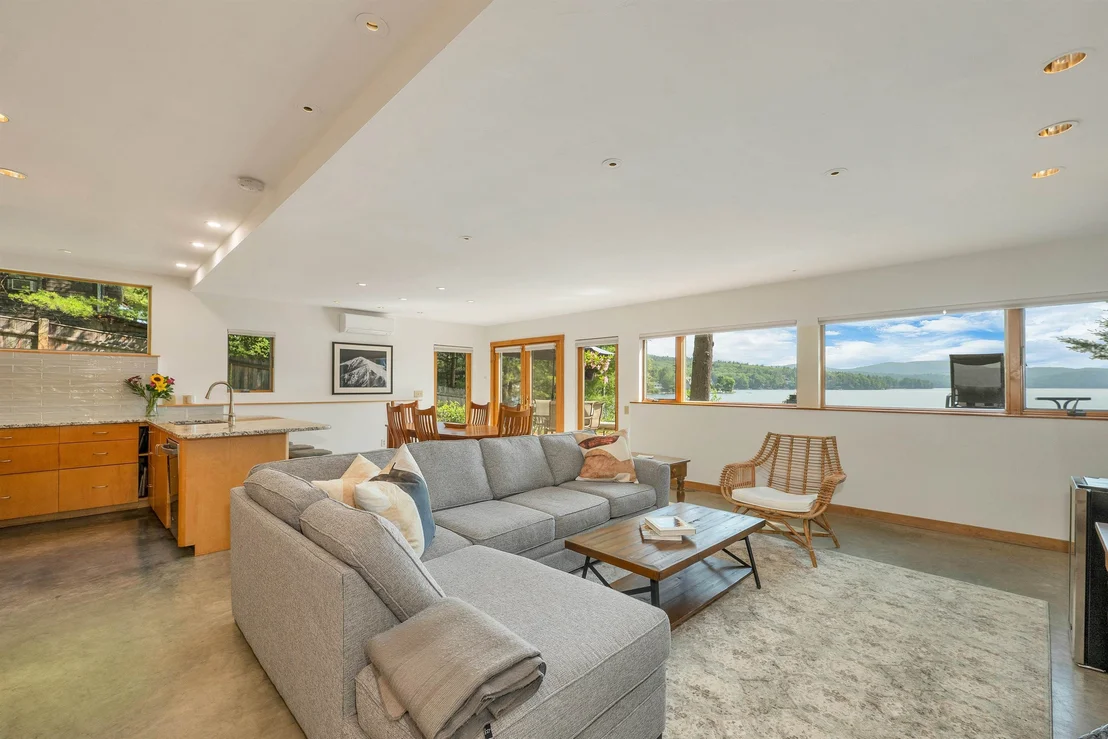 Photo of 41 Meaders Point