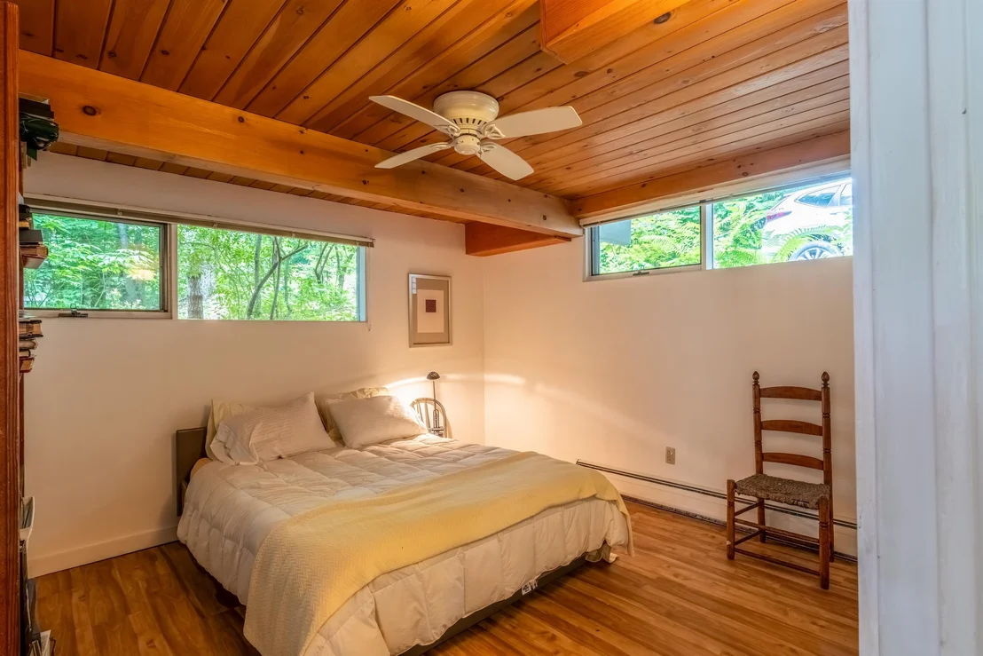 Photo of 477 Morgan