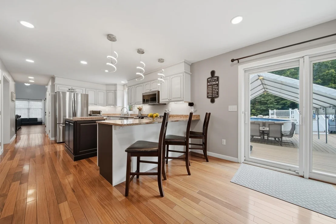 Photo of 6 Greystone