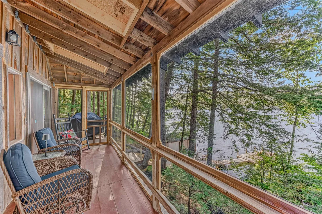 Photo of 16 Hemlock