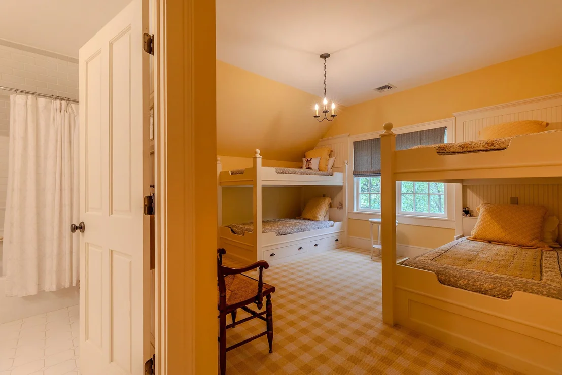 Photo of 325 Twin Willows