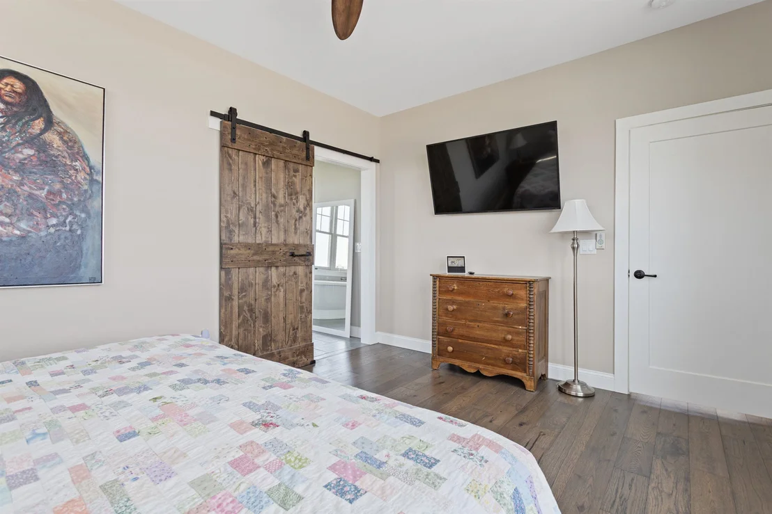 Photo of 553 Ocean