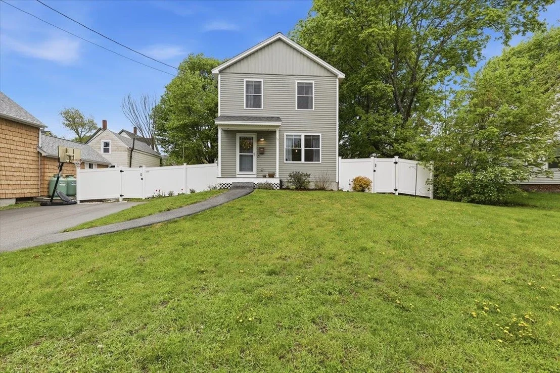 Photo of 60 Pine
