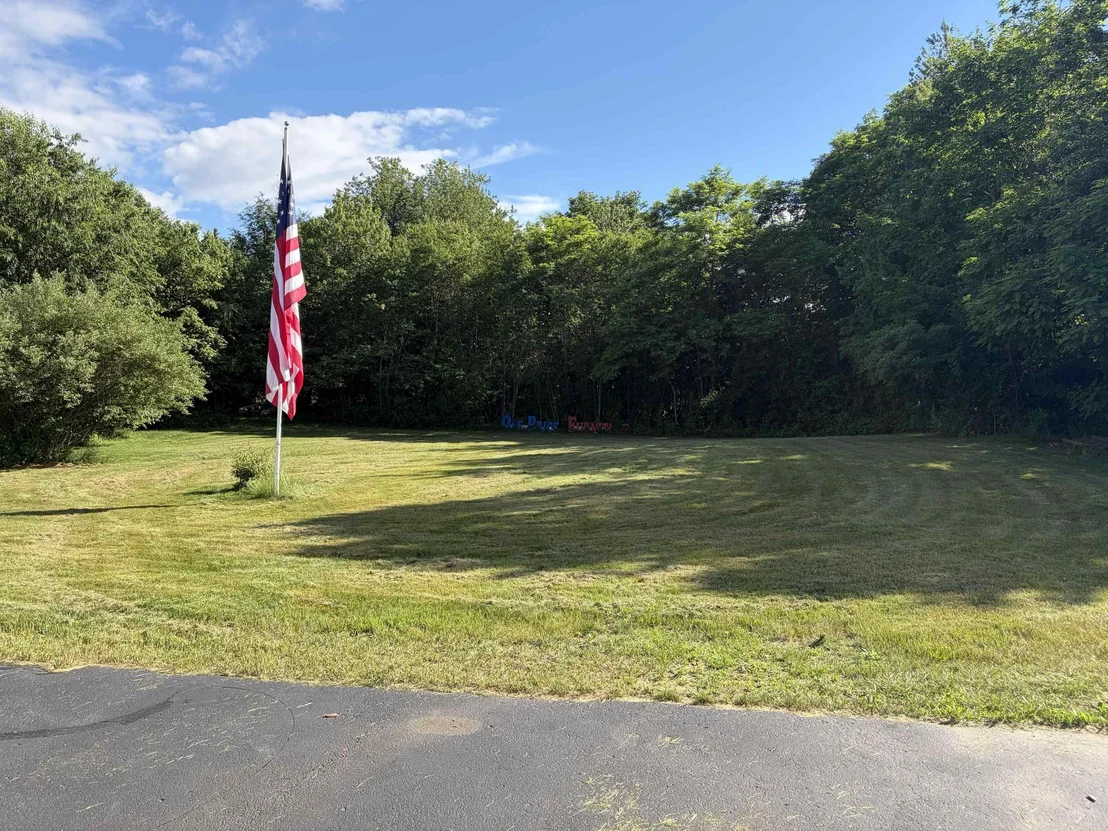 Photo of 3 Stackpole