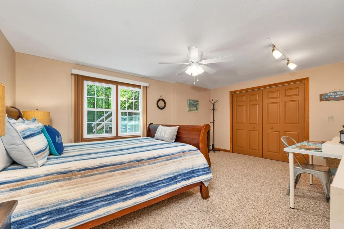Photo of 52 Meadow