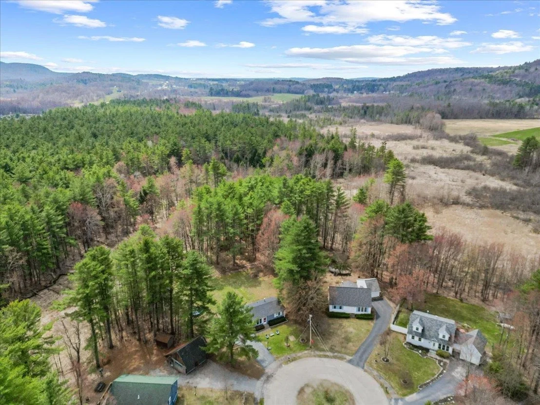 Photo of 97 Beaver Brook