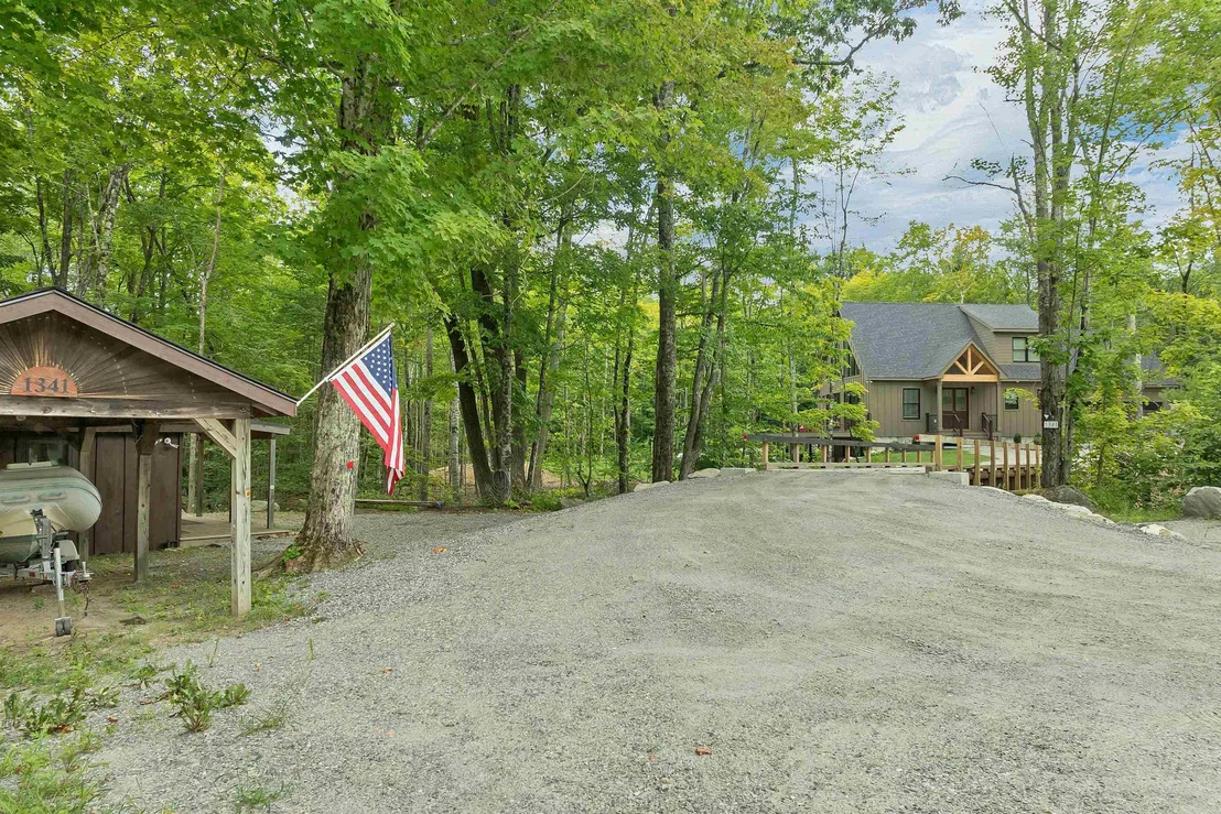 Photo of 1341 Cherry Valley