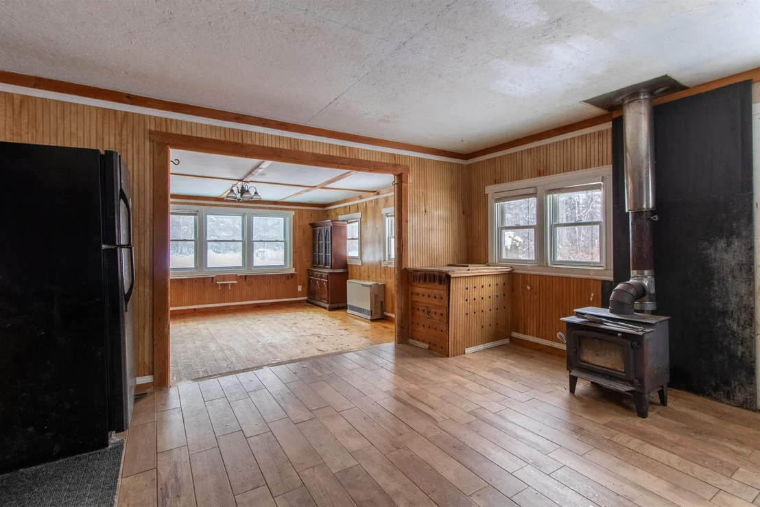 Photo of 266 Collins Mill