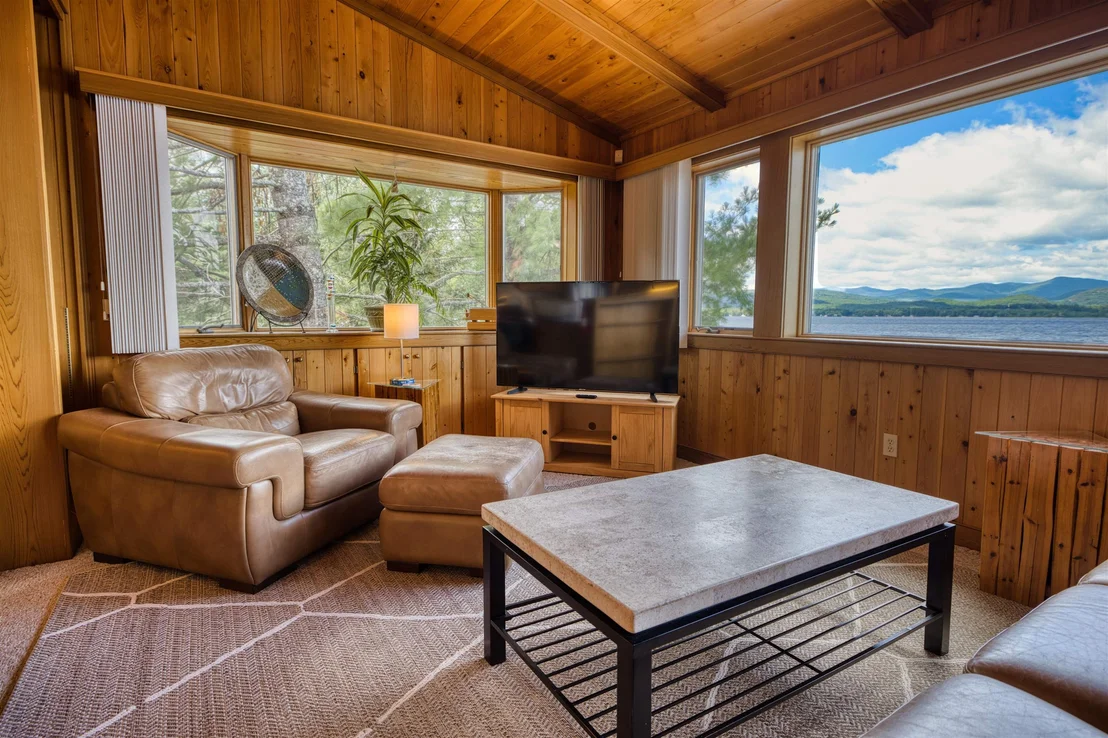 Photo of 52 Long Sands