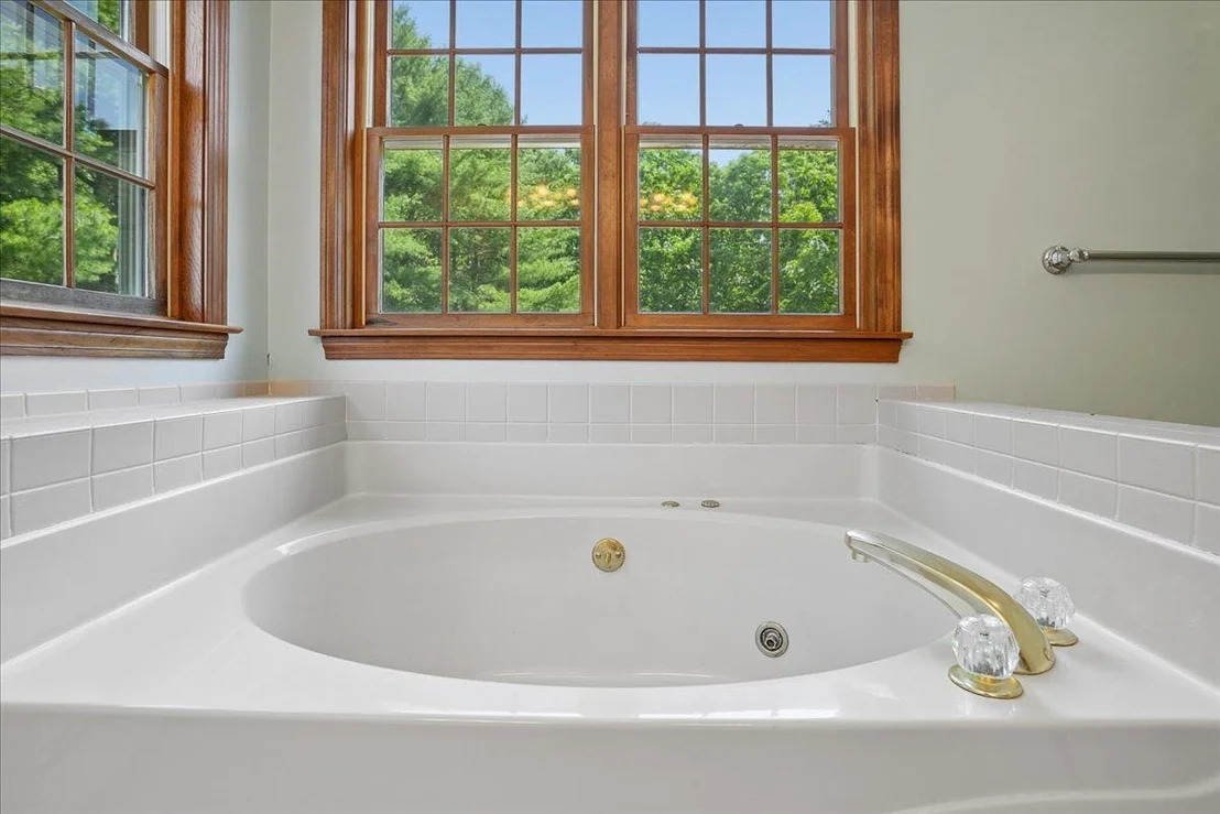Photo of 106 Gorham Pond