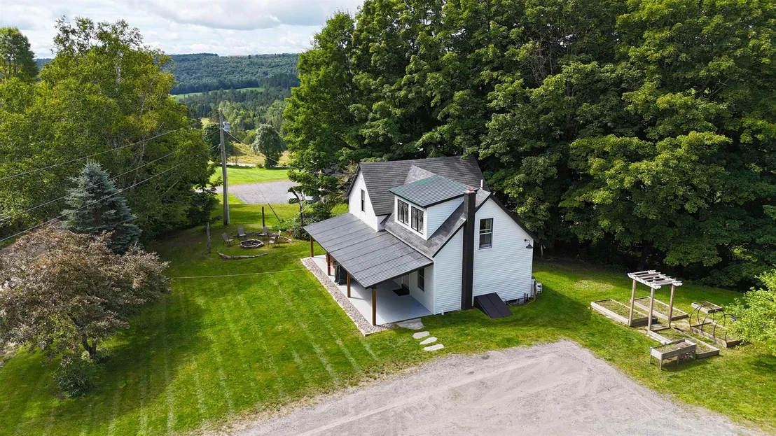 Photo of 135 East Ridge