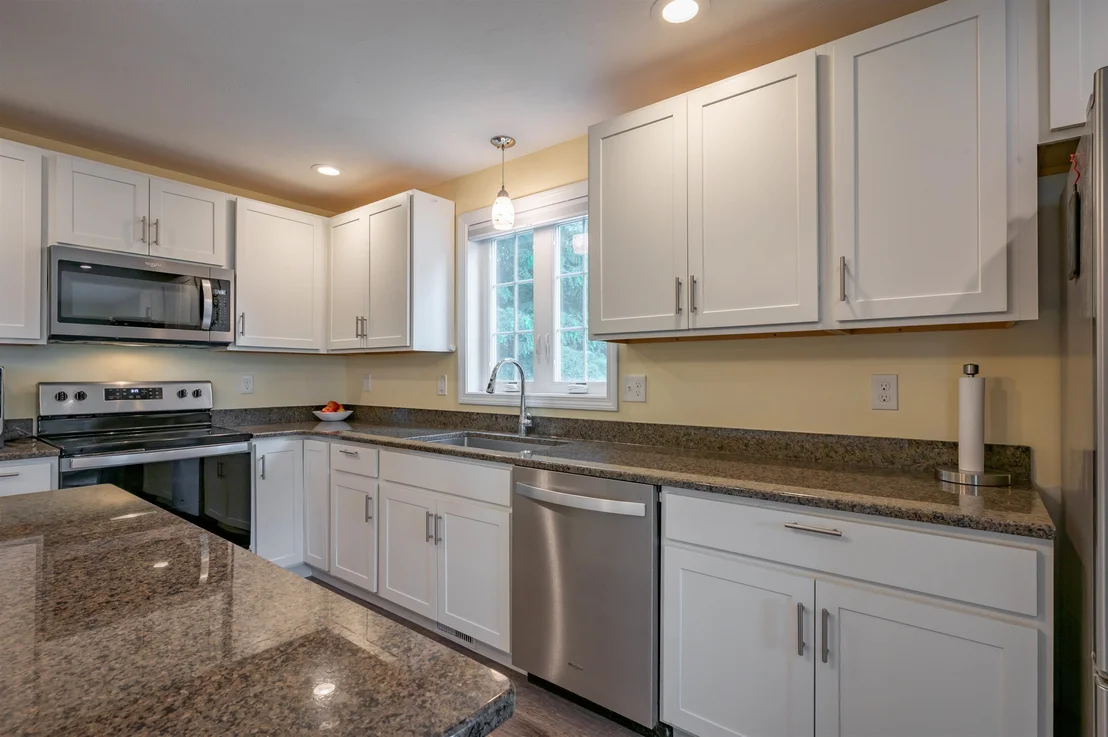 Photo of 885 Mason