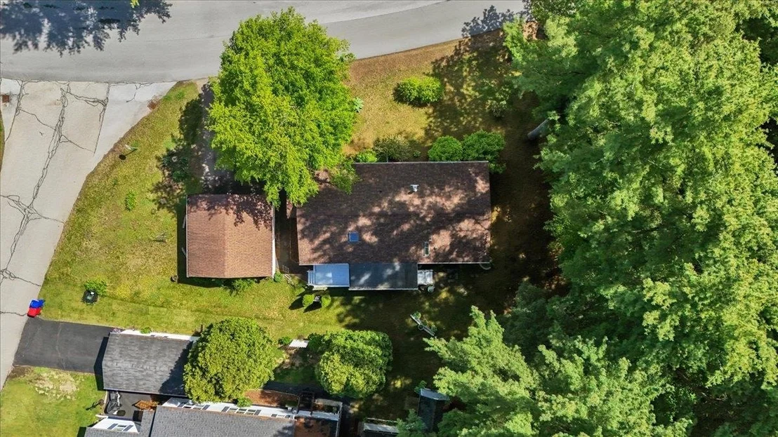 Photo of 107 Williston Woods
