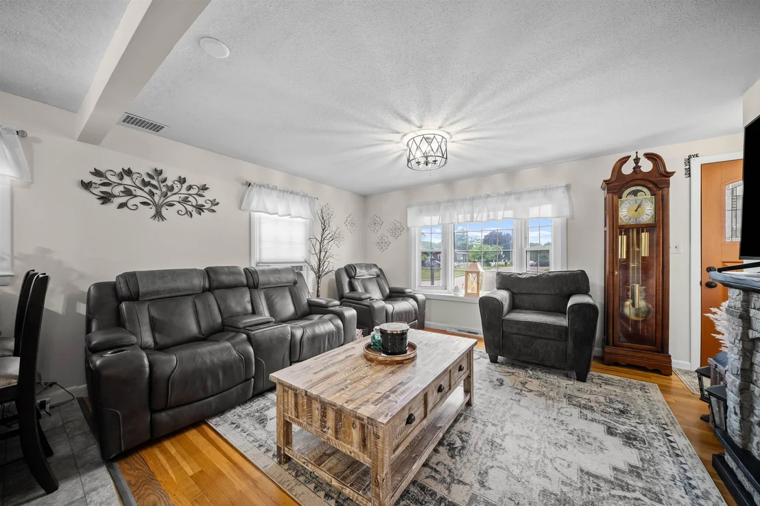 Photo of 45 Applevale