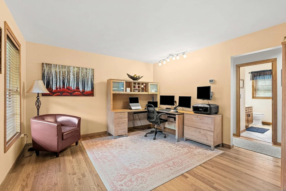 Photo of 52 Oak Hill