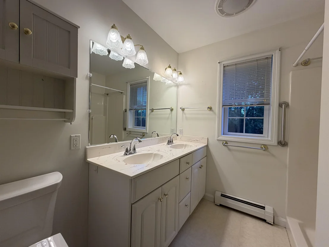 Photo of 44 Arch