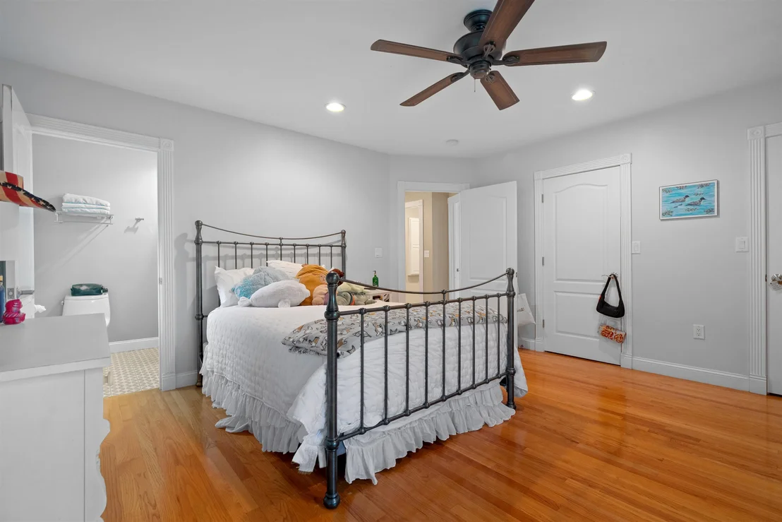 Photo of 8 Arcadia