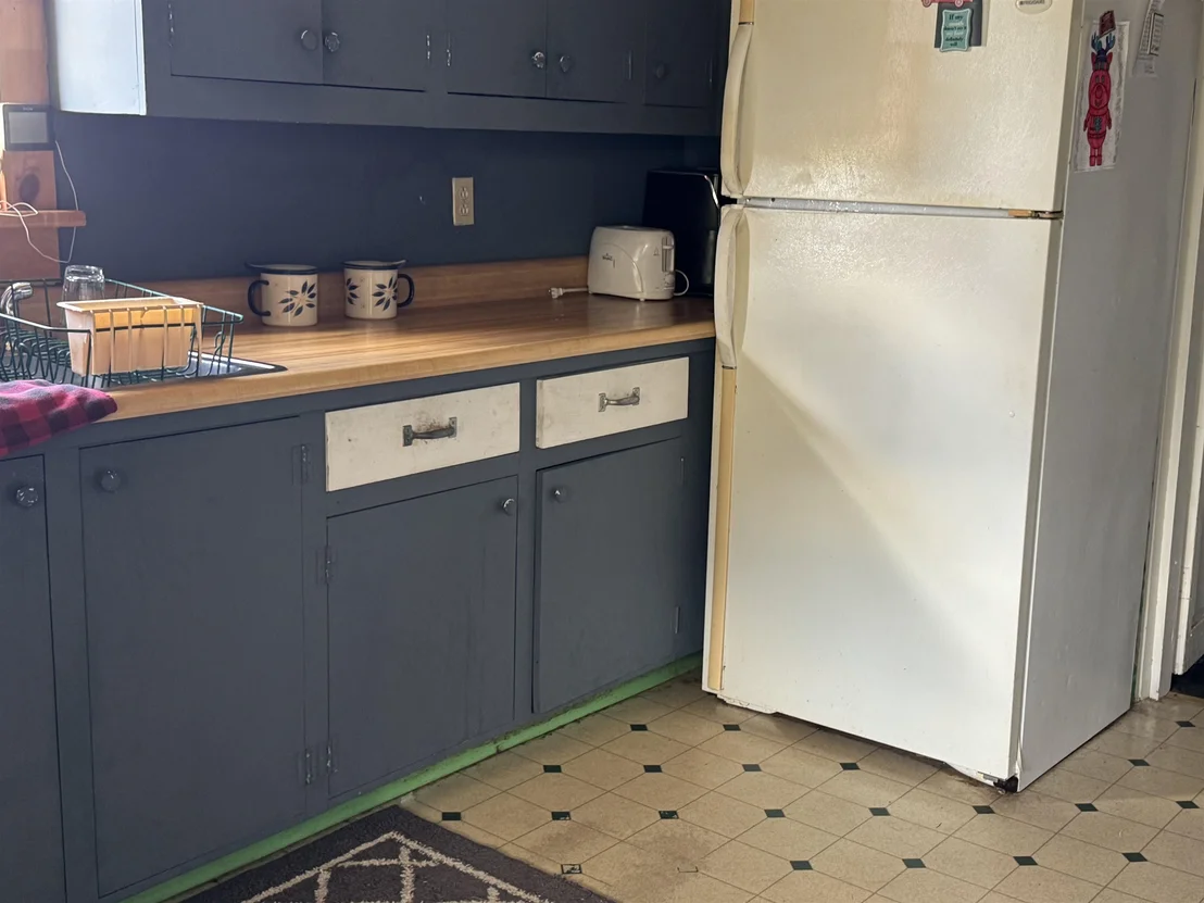Photo of 166 Perley