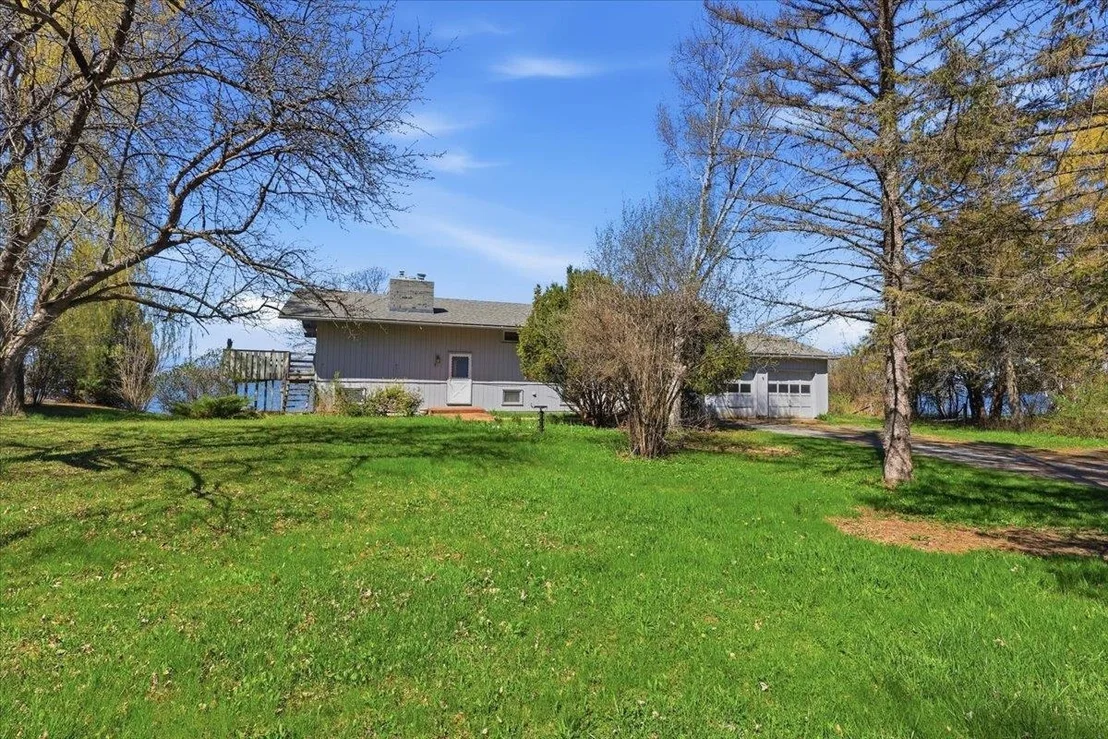 Photo of 481 Hills Point
