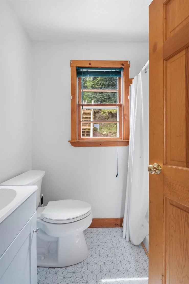 Photo of 310 Hemlock