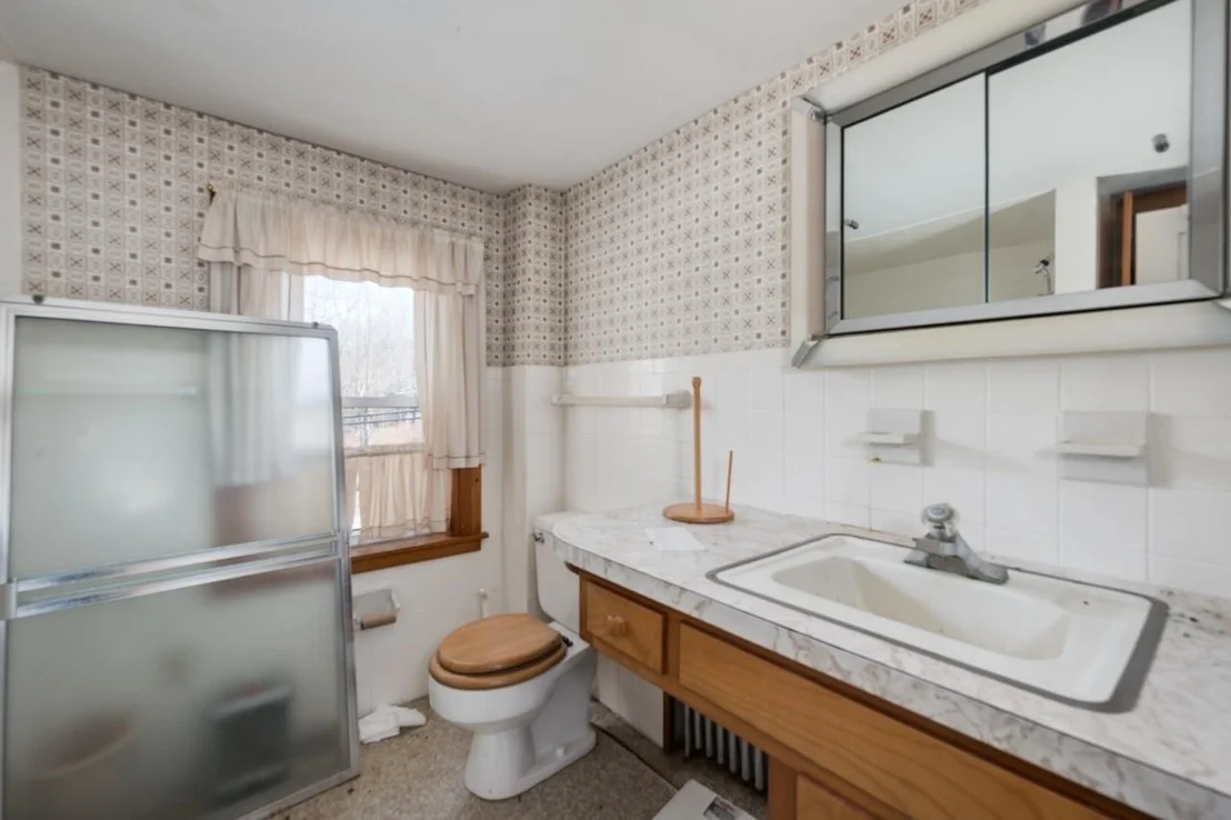 Photo of 120 Exeter