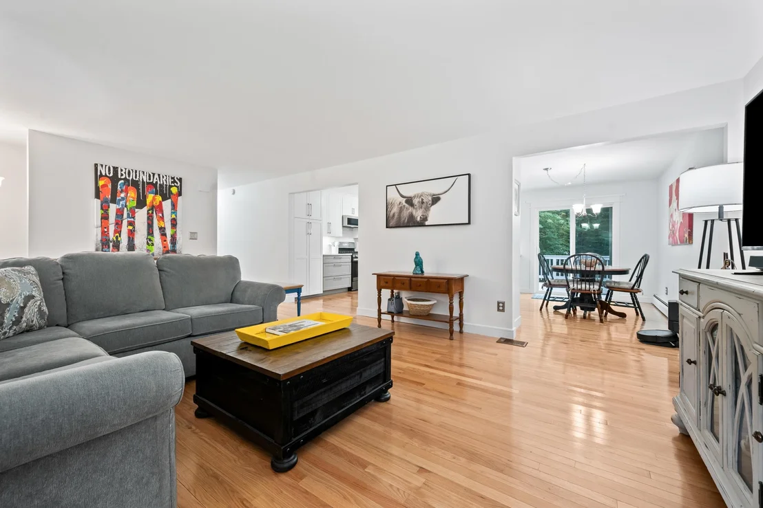 Photo of 42 Crestwood