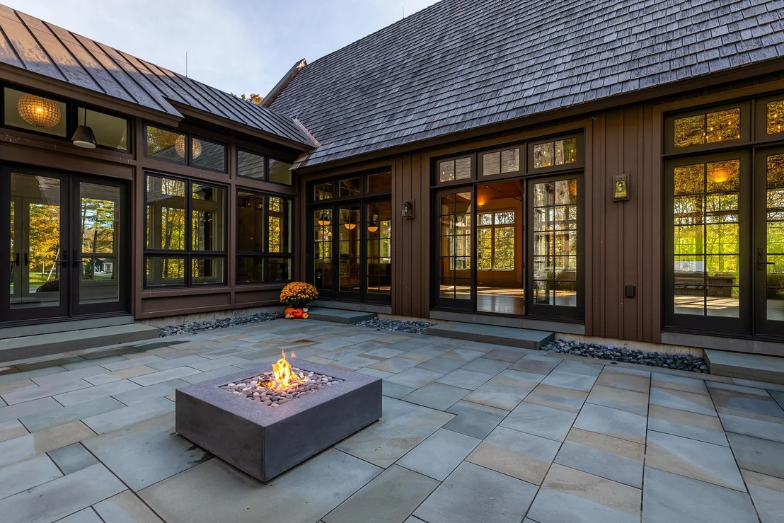 Photo of 515 West Fields