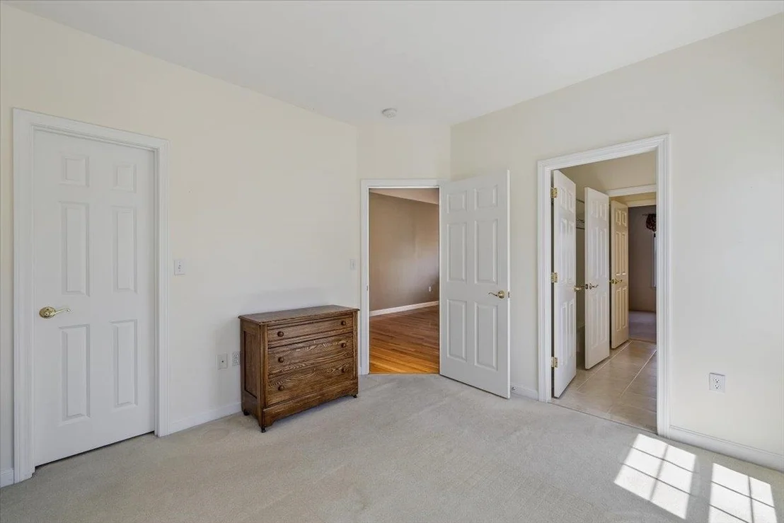 Photo of 32 White Pine