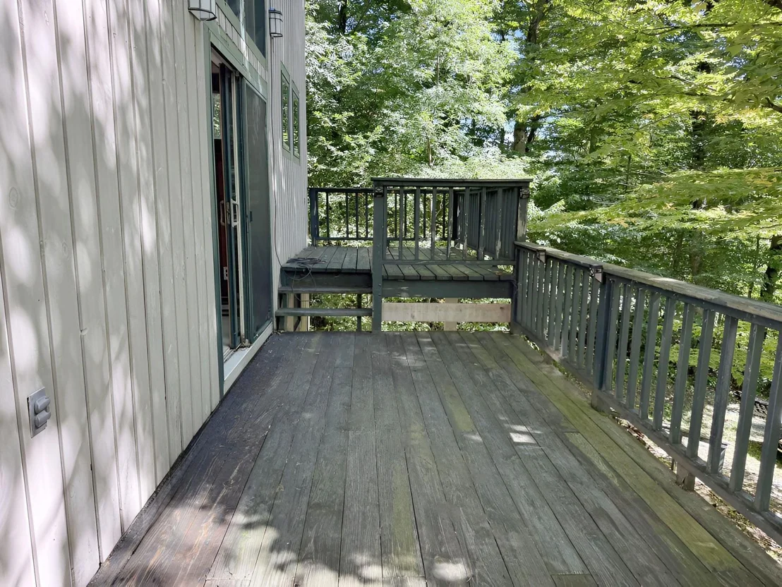 Photo of 3 Lightning Ledge