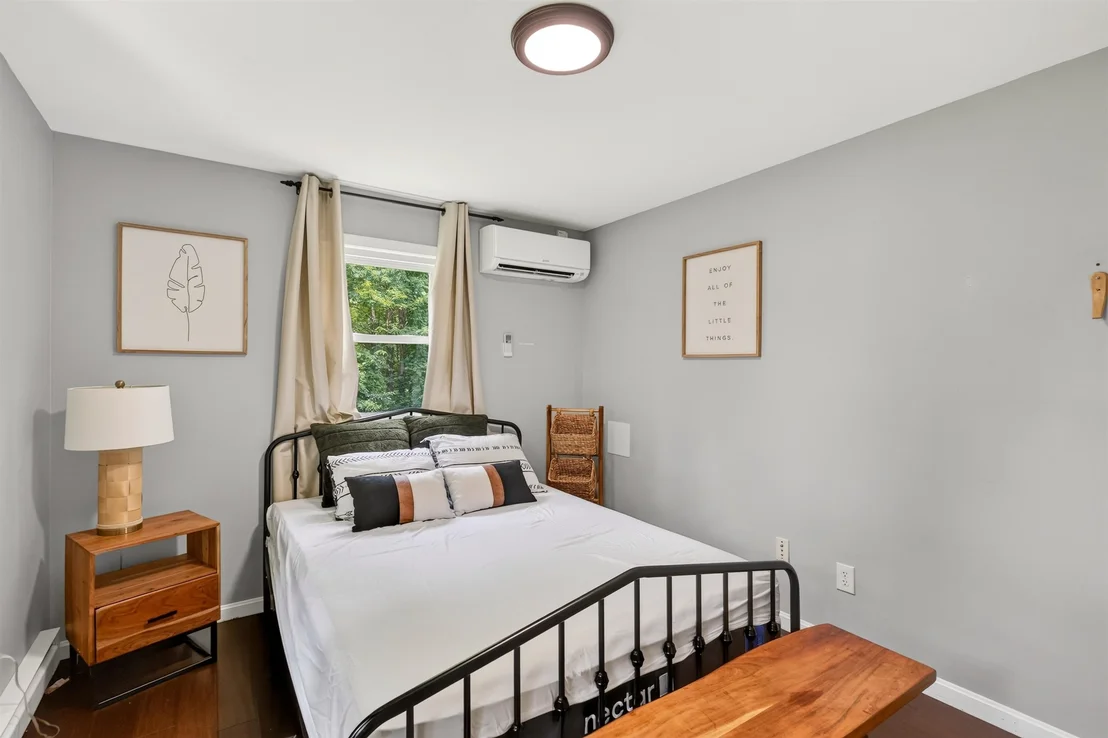 Photo of 87 Sleeper Hill