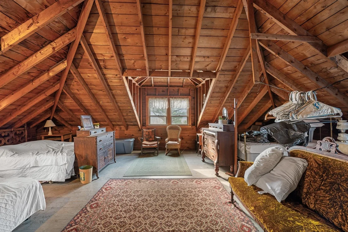 Photo of 951 Lancaster