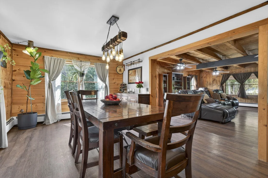 Photo of 333 Roby