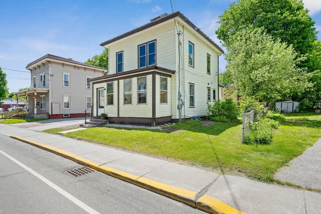 Photo of 145 Washington