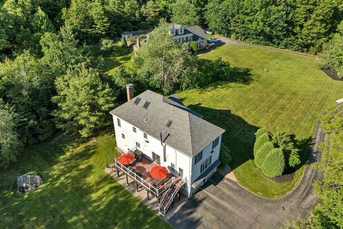 Photo of 12 Longmeadow