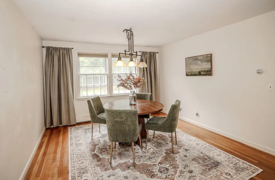 Photo of 14 Pinewood