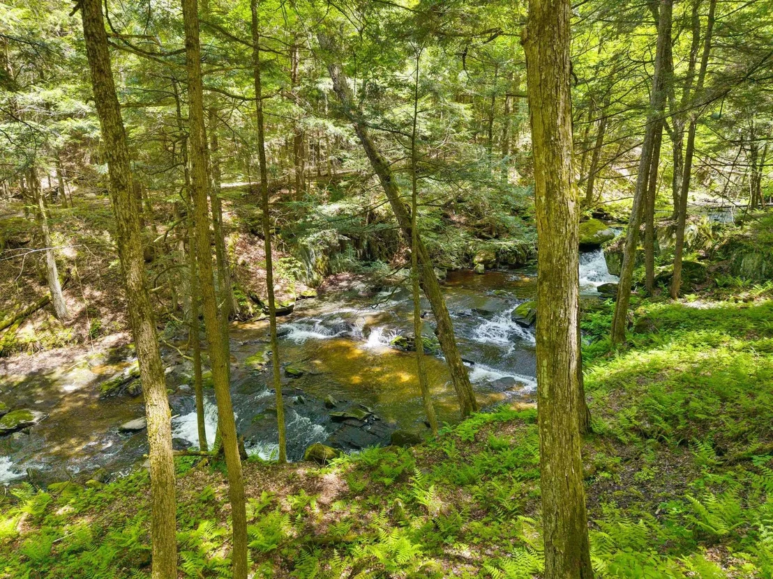 Photo of 9768 Vermont Route 36