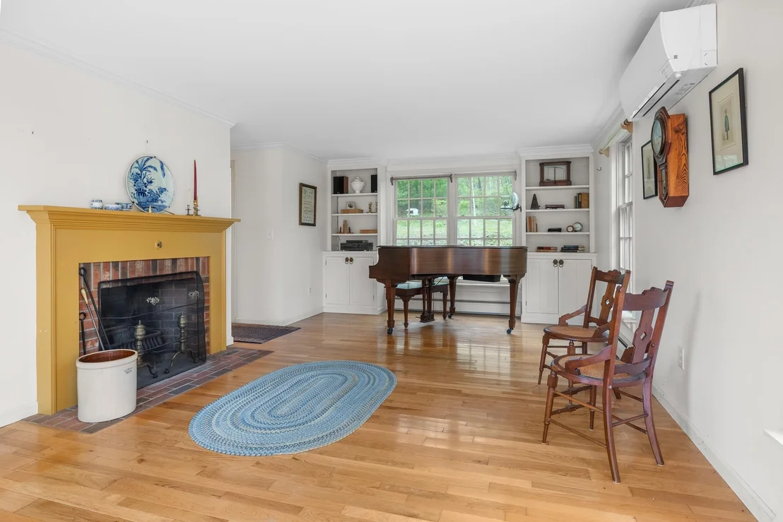 Photo of 136 Fox Run