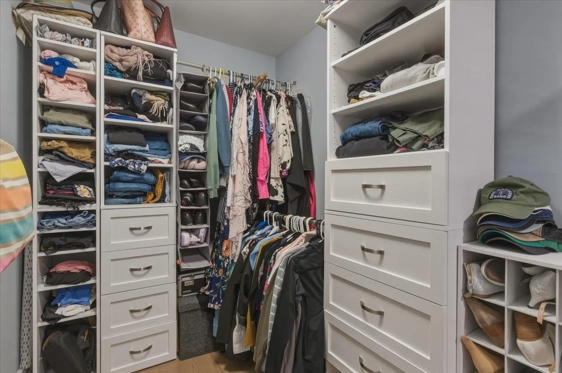 Photo of 196 Chloe