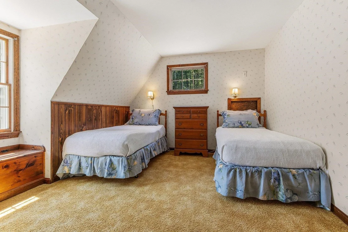 Photo of 12 Olde