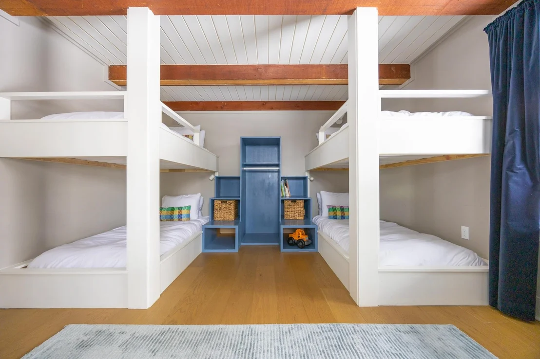 Photo of 528 Pinnacle
