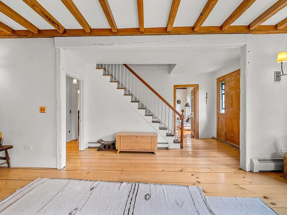 Photo of 3171 Brook