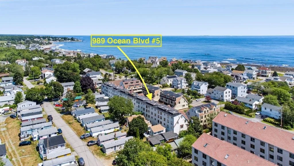 Photo of Unit 5 at 989 Ocean