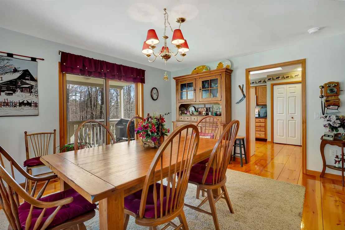 Photo of 1229 Sheldon Hill