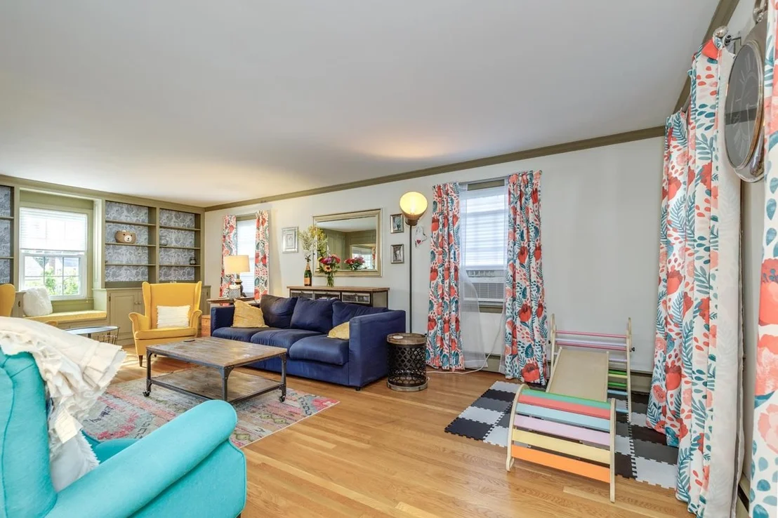 Photo of 234 W Haven